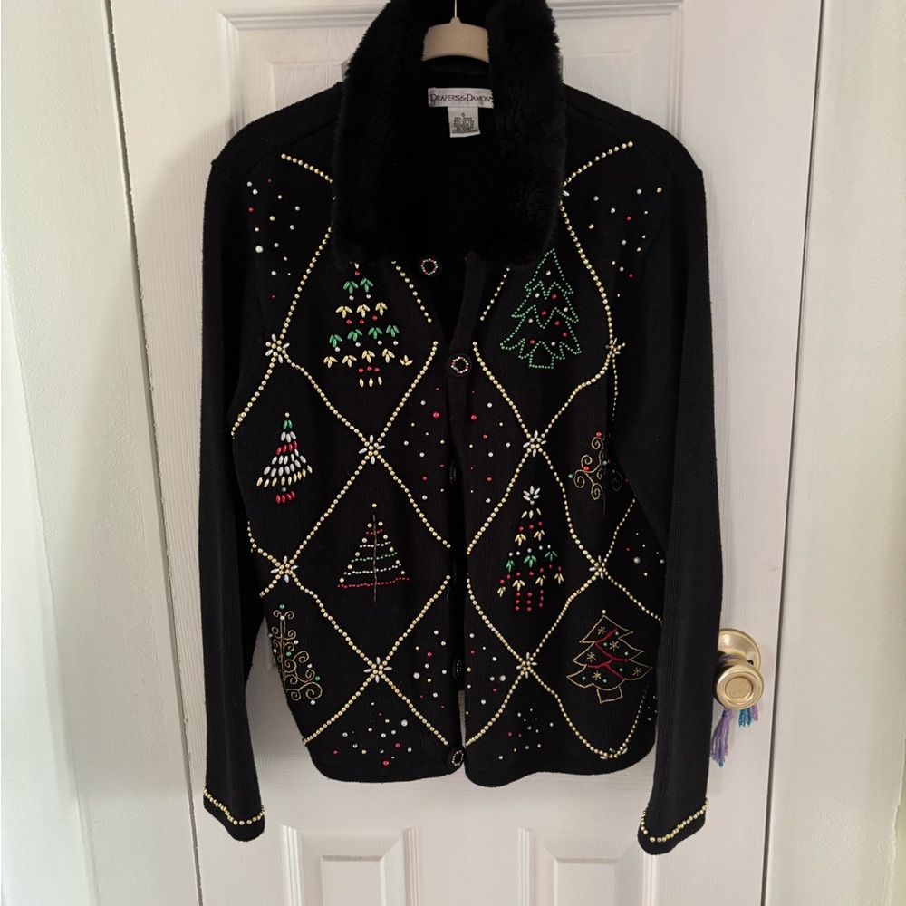 Drapers & Damons Holiday Cardigan with Festive Embroidery